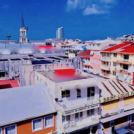 Appartement Au Coeur De Fort De France A Cote De La Bibliotheque Schoelcher! エクステリア 写真